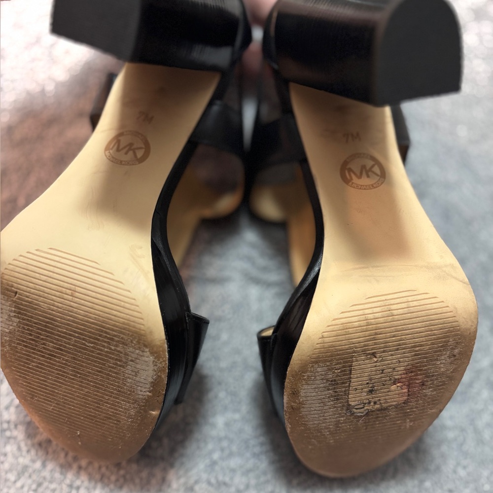 Michael Kors Black Leather Platform Heels Gold Zip Size 7M Classic Dress Sandals - Picture 3 of 6